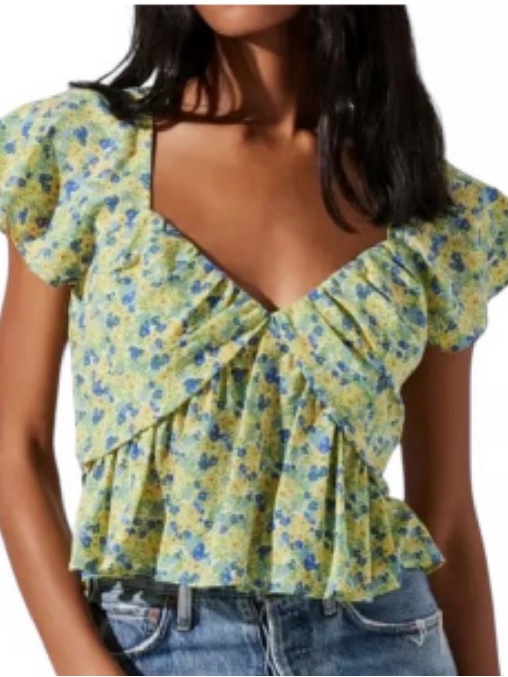 Astr Women’s Yellow Floral Sweetheart Peplum Top